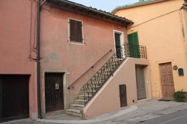 VENDESI TERRATETTO CASTIGLIONE DEL LAGO