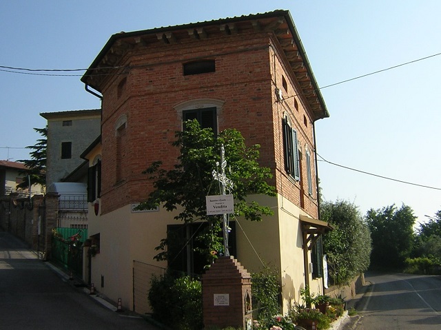 VENDESI VILLA SINGOLA CASTIGLIONE DEL LAGO