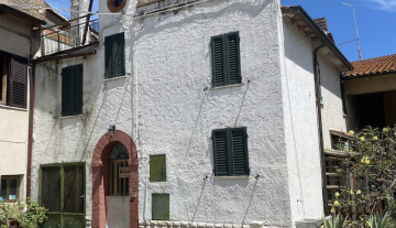 VENDESI TERRATETTO CASTIGLIONE DEL LAGO